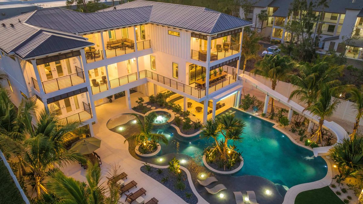 exterior of Siesta Key rental